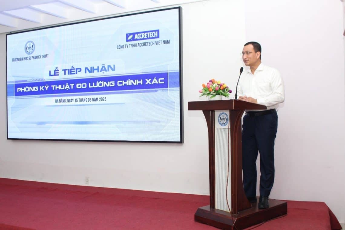 PGS. TS. Nguyễn Lê Hùng phát biểu khai mạc