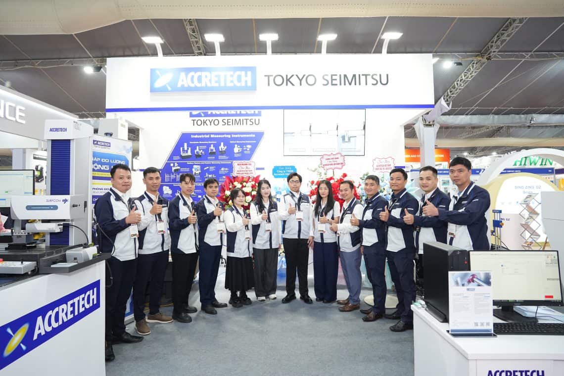 Đội ngũ nhân viên Accretech Việt Nam. 